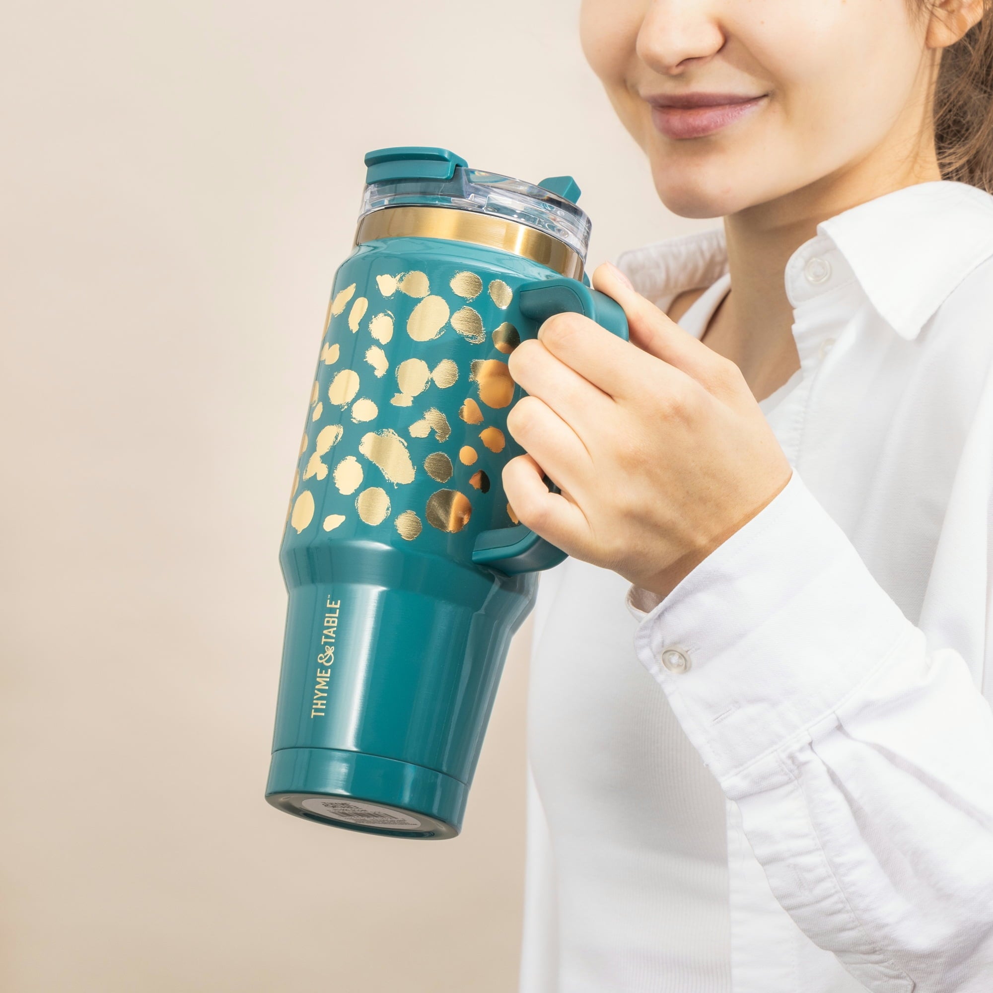 Thyme &amp; Table 32 fl oz Stainless Steel Luna Tumbler with Handle and Dual Straw Lid, Cream &amp; Black Check