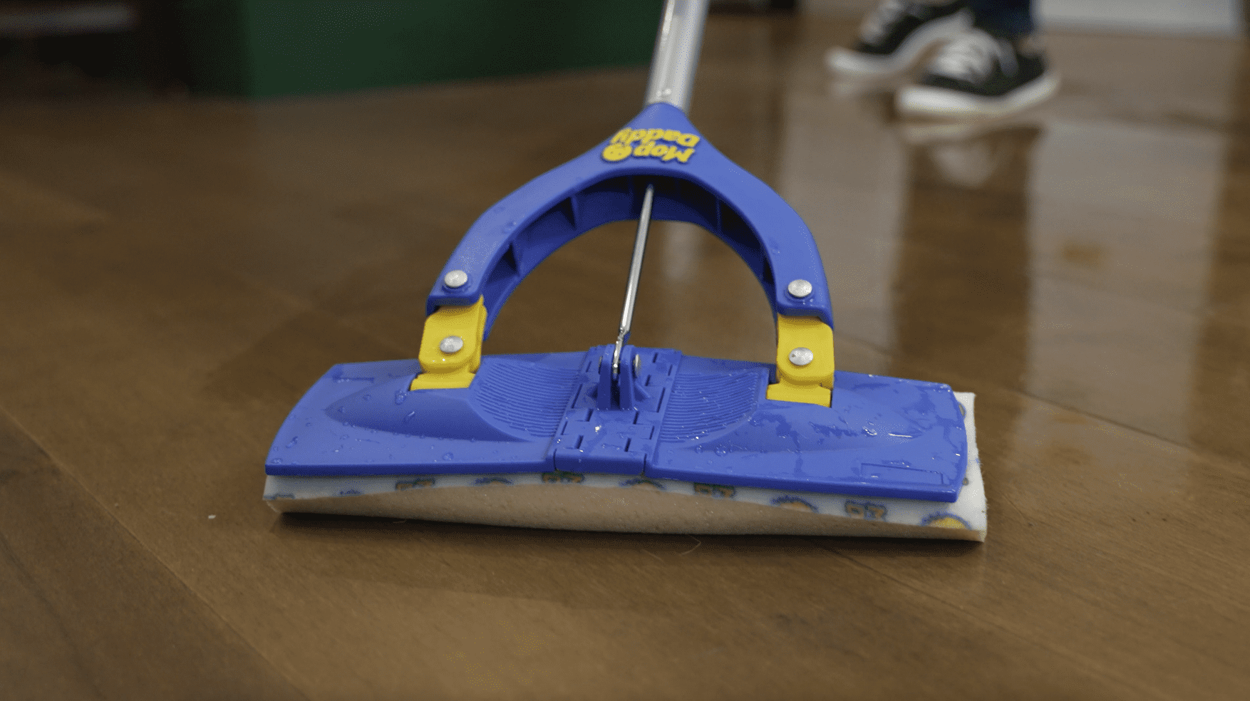 Butterfly Sponge Mop with Extra Refill Head, 2 Count