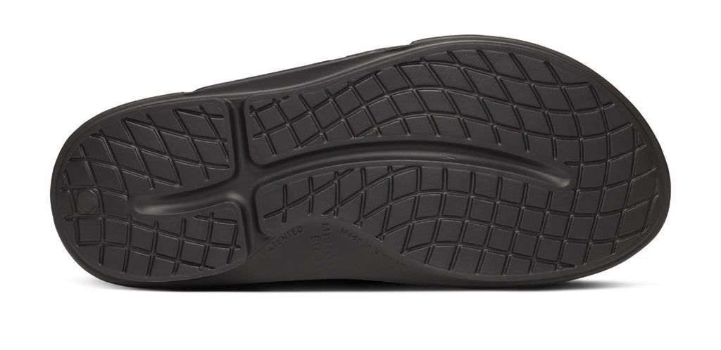 BAUER/OOFOS Women’s OOahh Sport Flex Sandal ?C Black
