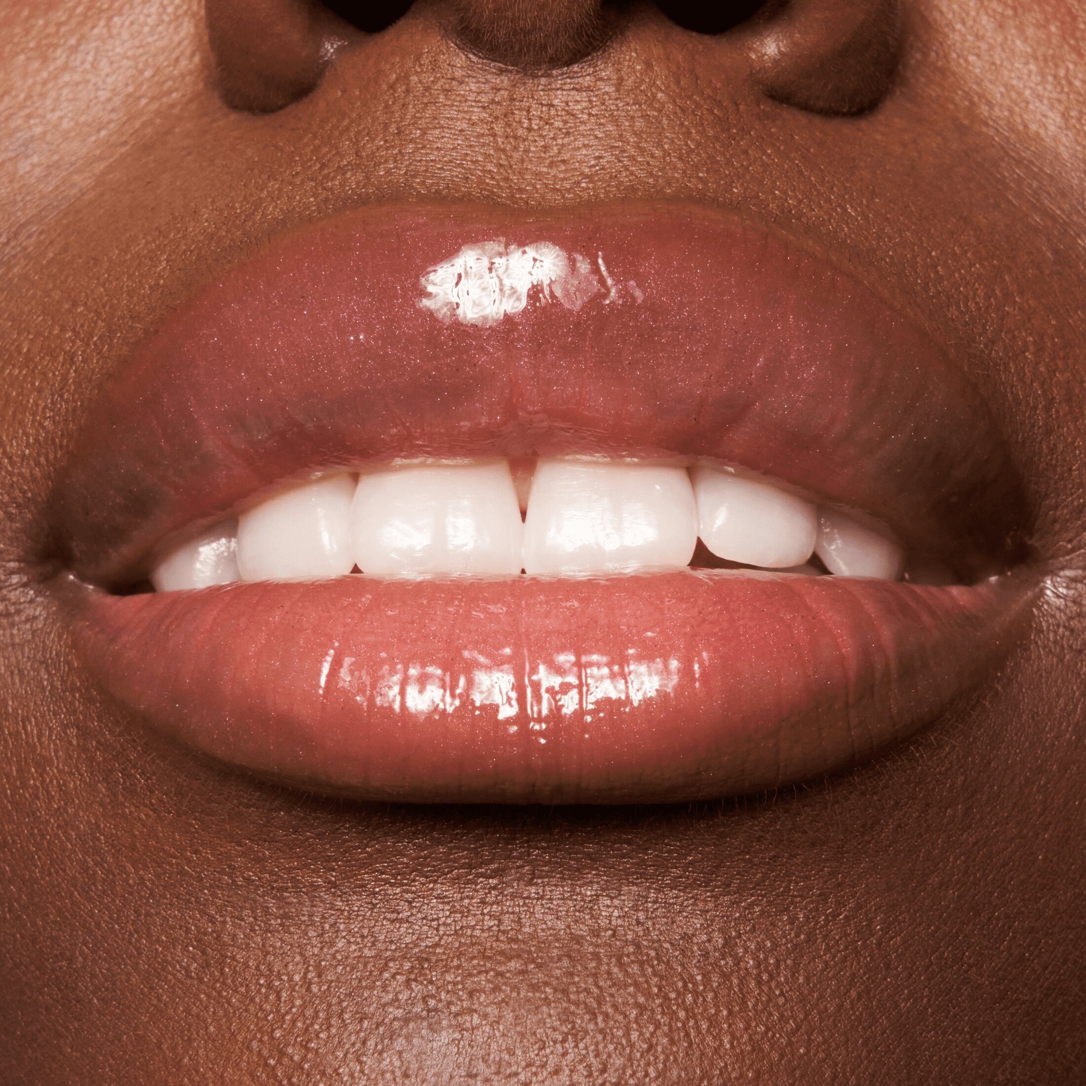 The Super Balm Glossy Lip Treatment, 01 Balmazing