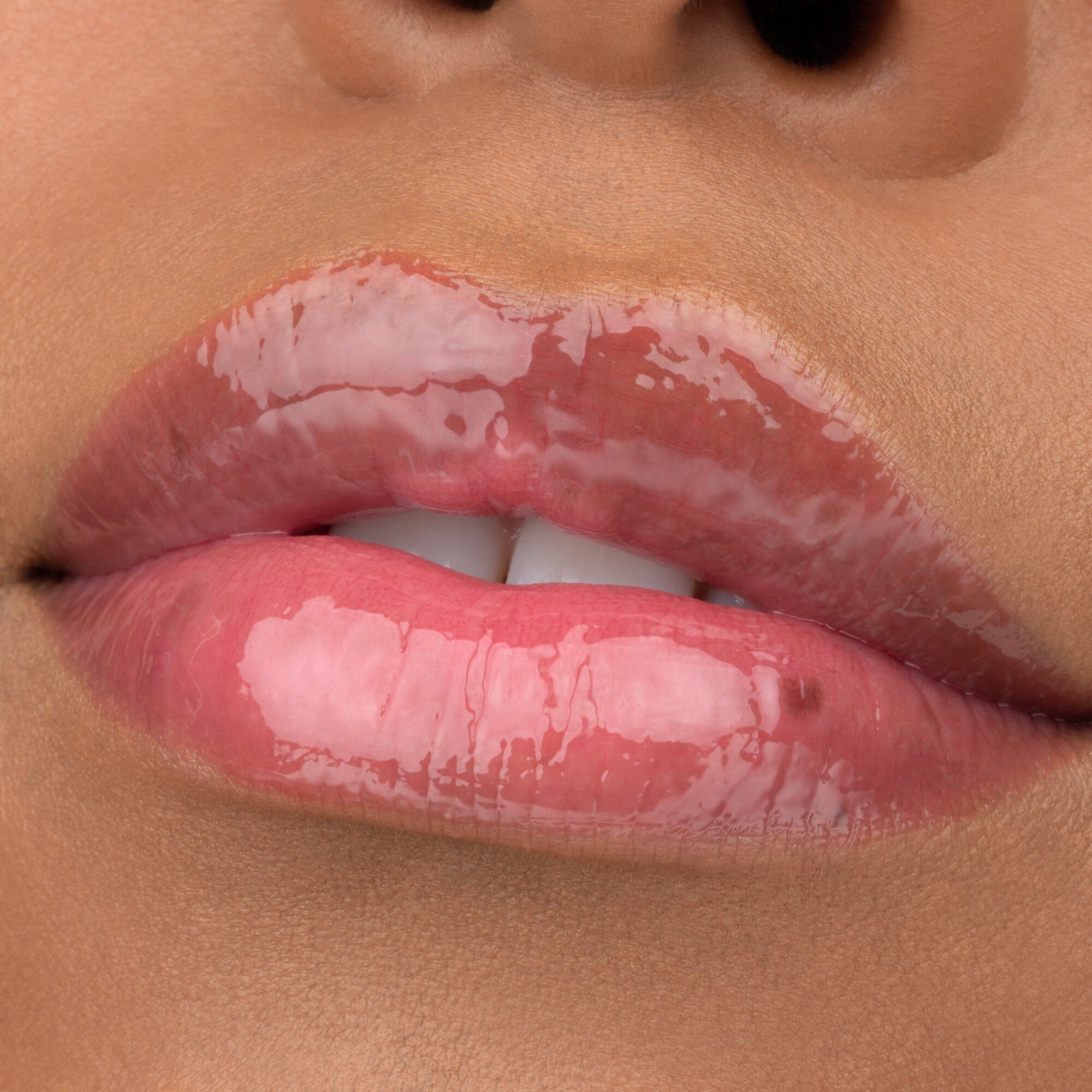 What The Fake! Plumping Lip Filler, 02 Oh My Nude!