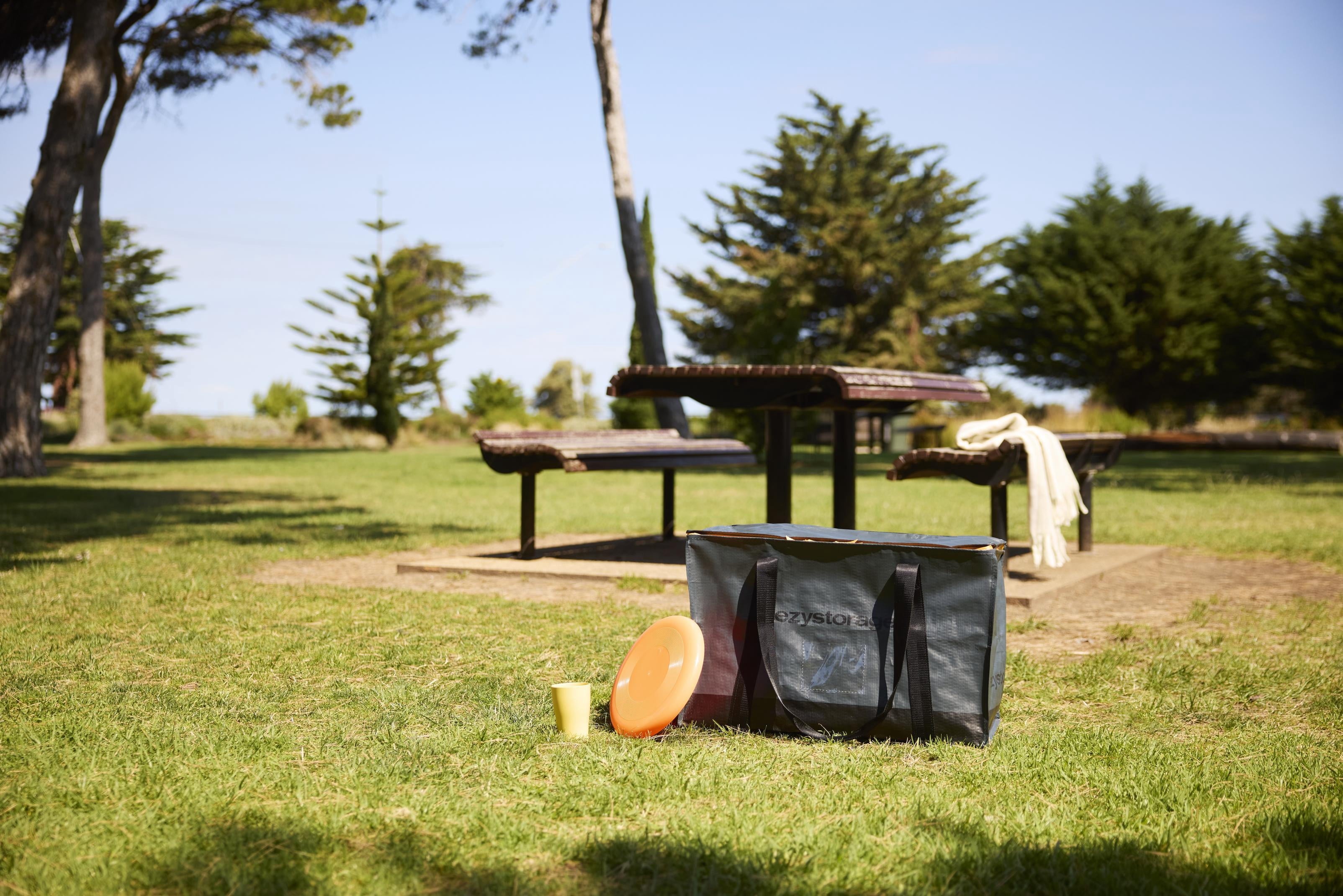 22.1 Gallon, Large, Heavy-Duty Collapsible Utility Storage Bag with Zipper and Reinforced Handles
