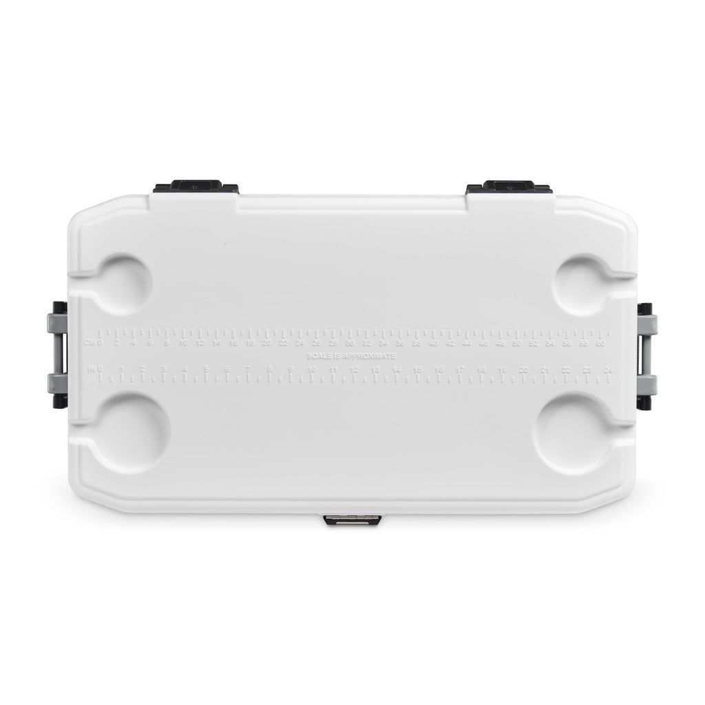 70 Qt Latitude Marine Ultra, White and Moonscape