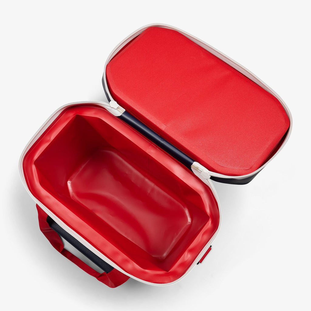 ® 30-Can Cooler Bag