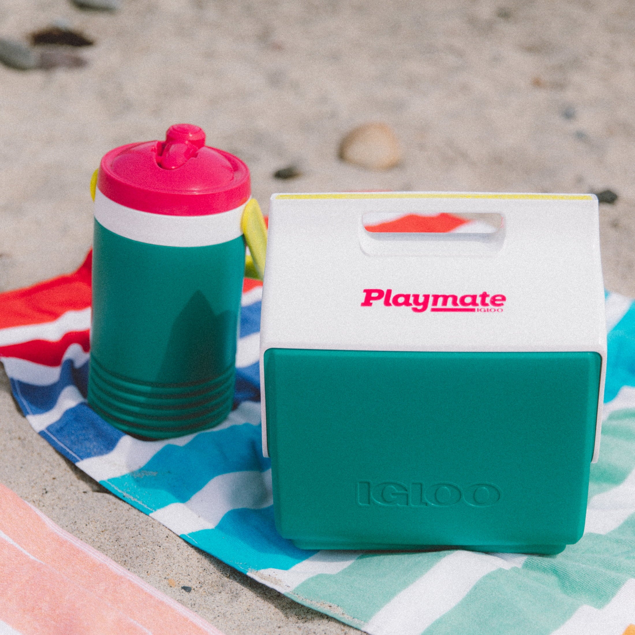 4 Qt. Playmate Mini Personal Lunch Box Cooler - Red