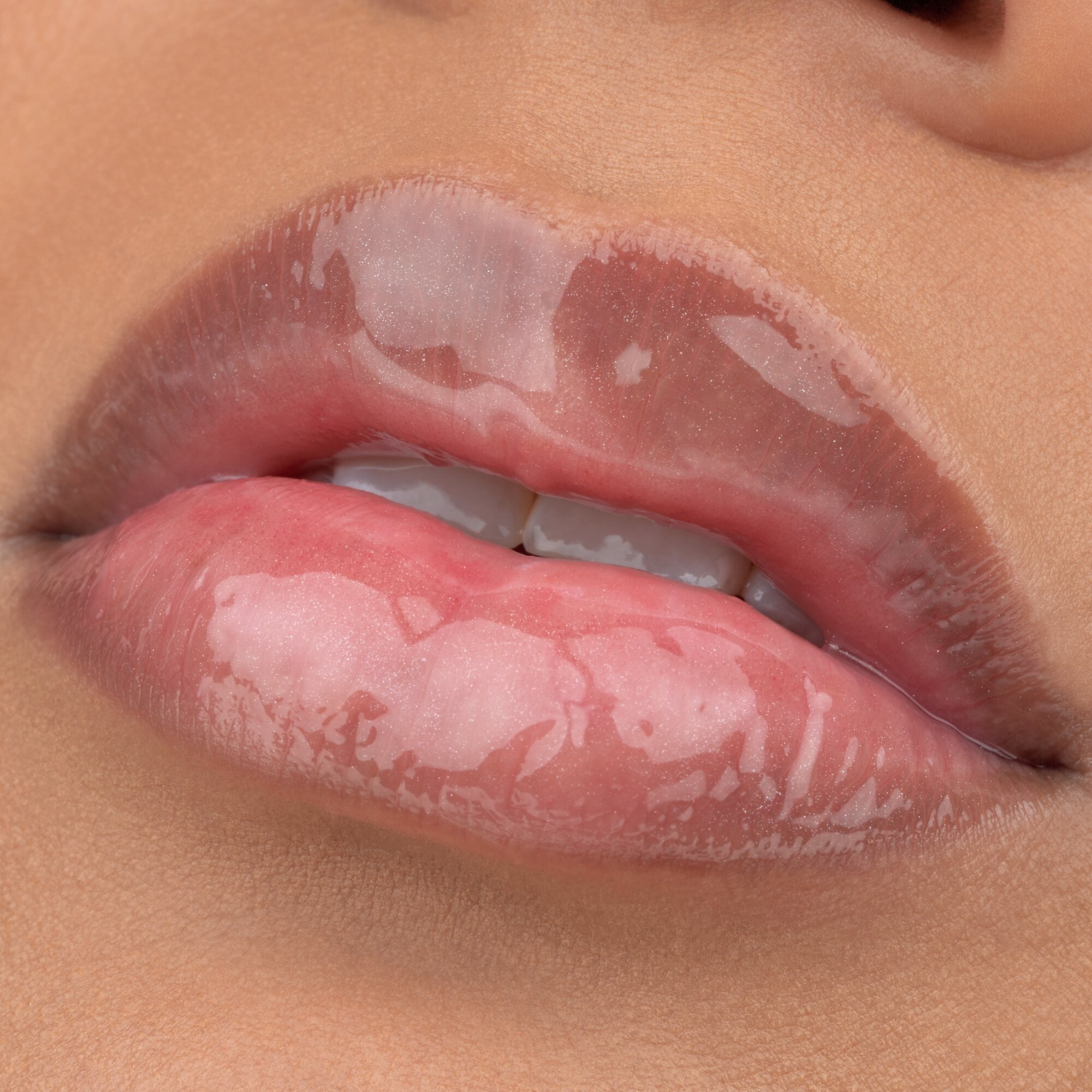Juicy Bomb Shiny Lip Gloss, 101 Lovely Litchi