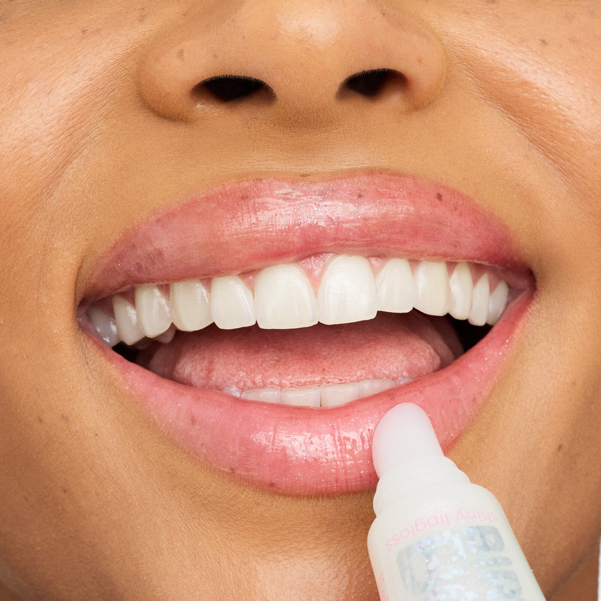 Juicy Bomb Shiny Lip Gloss, 101 Lovely Litchi