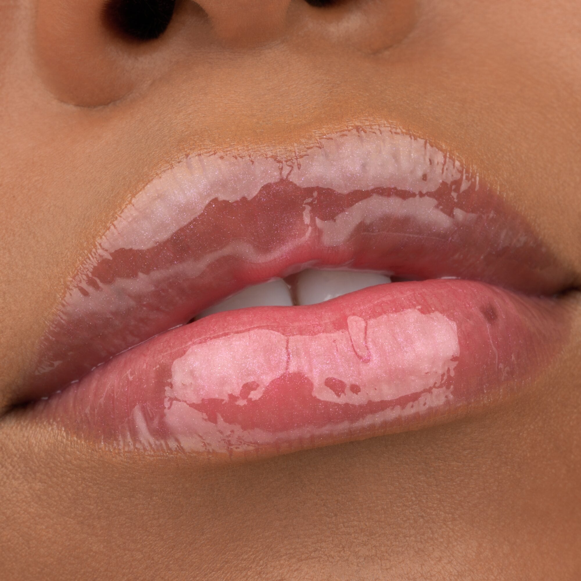 Juicy Bomb Shiny Lip Gloss, 101 Lovely Litchi