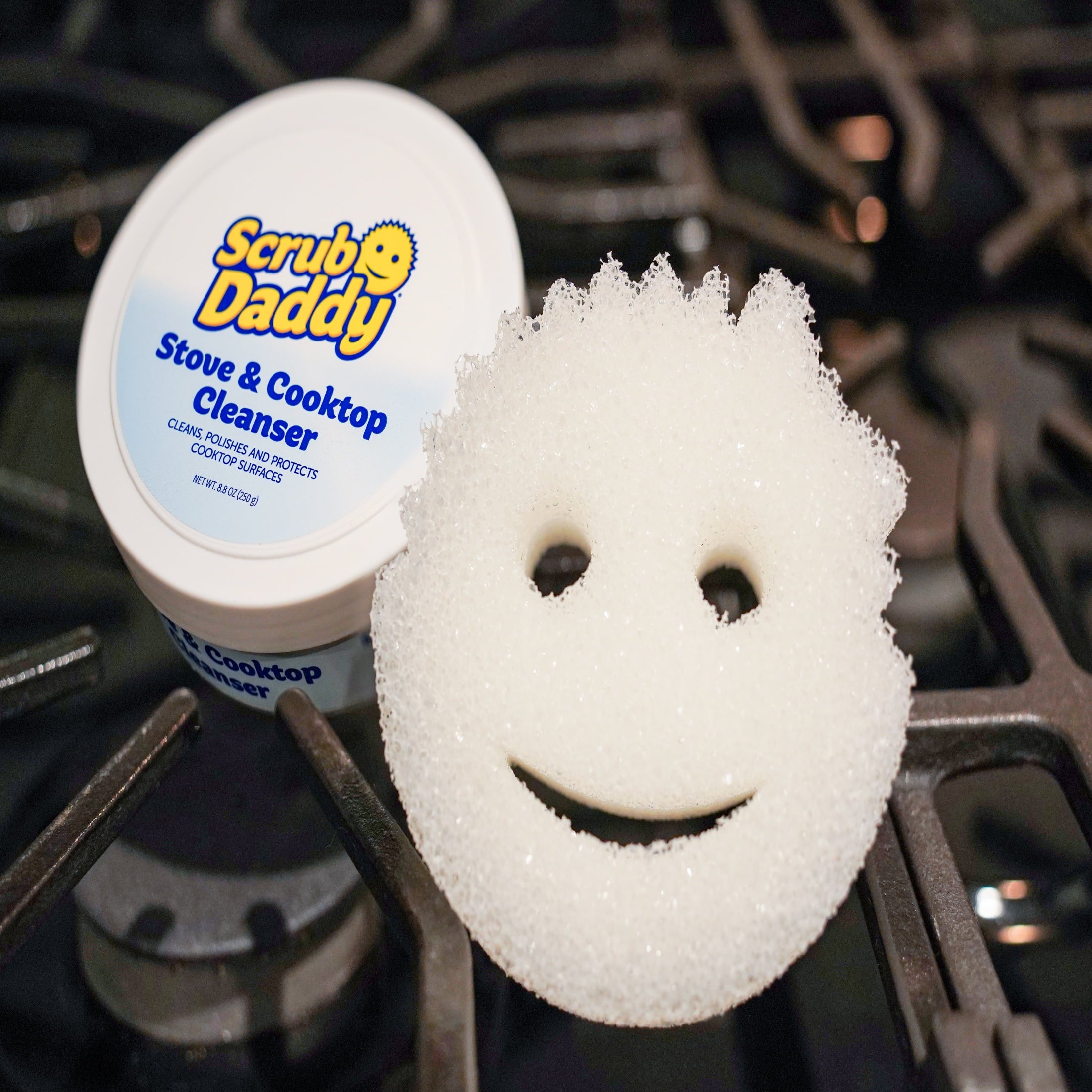 Stovetop &amp; Cooktop Cleanser with Scrub Mommy Non-Scratch Cleaning Sponge