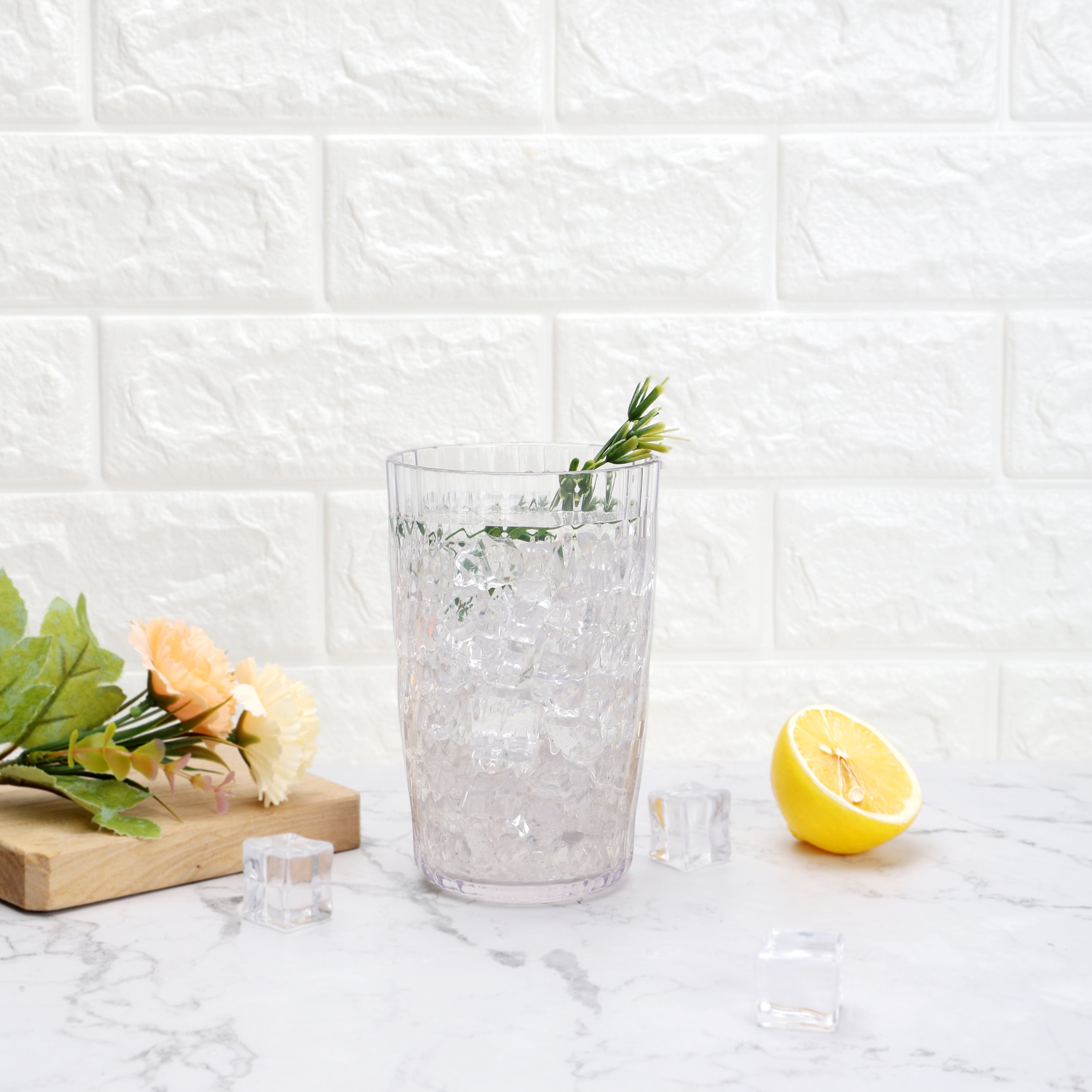 20-Ounce Acrylic Tall Embossed Swirl Tumbler, Clear