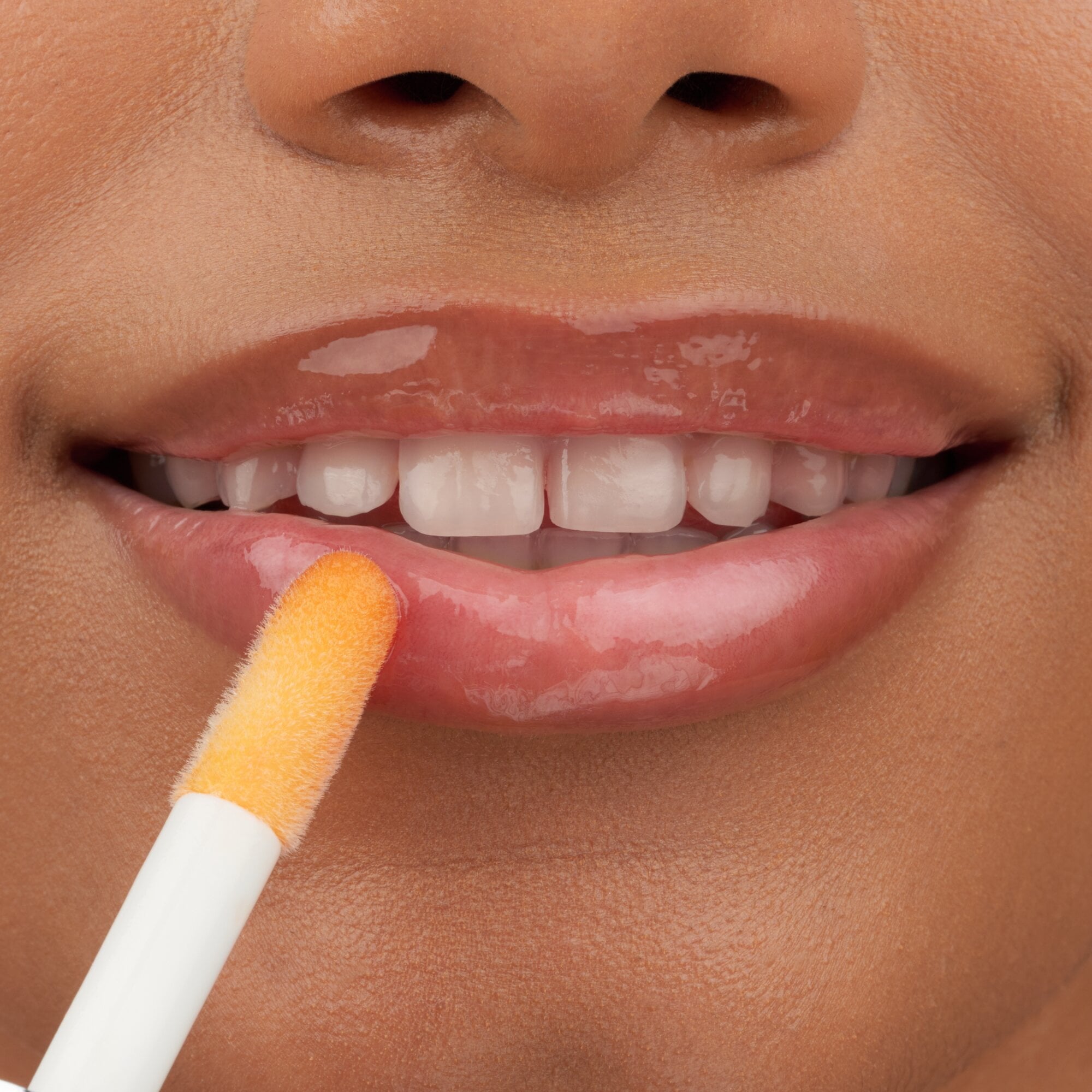 Hydra Kiss Lip Oil, 03 Pink Champagne