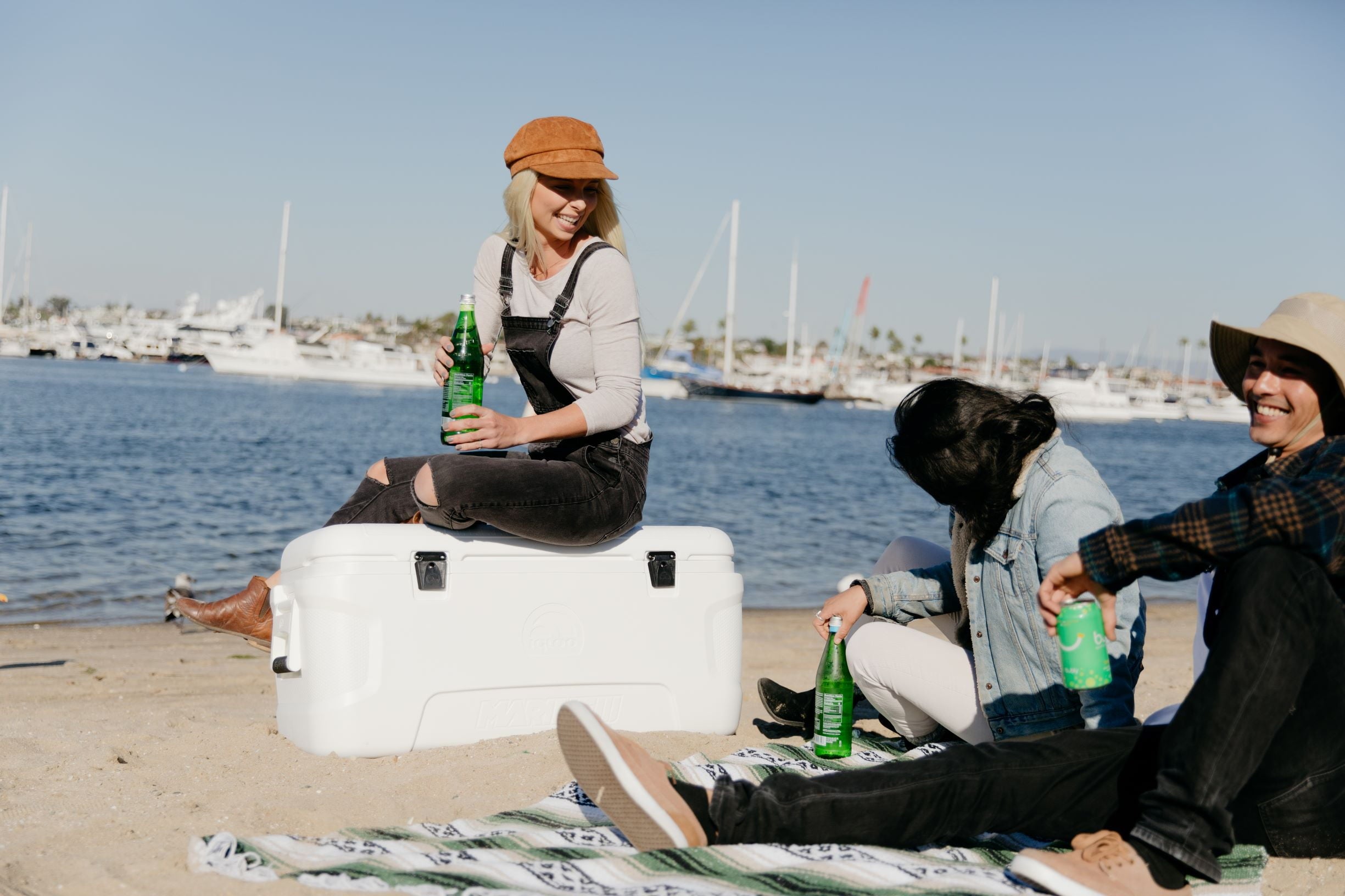120 qt. 5-Day Marine Ice Chest Cooler, White