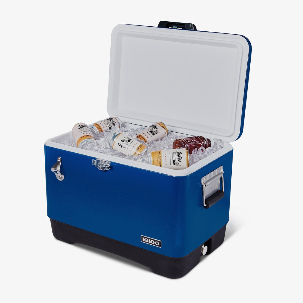 IGLOO Legacy 54 Qt Cooler, Red Star