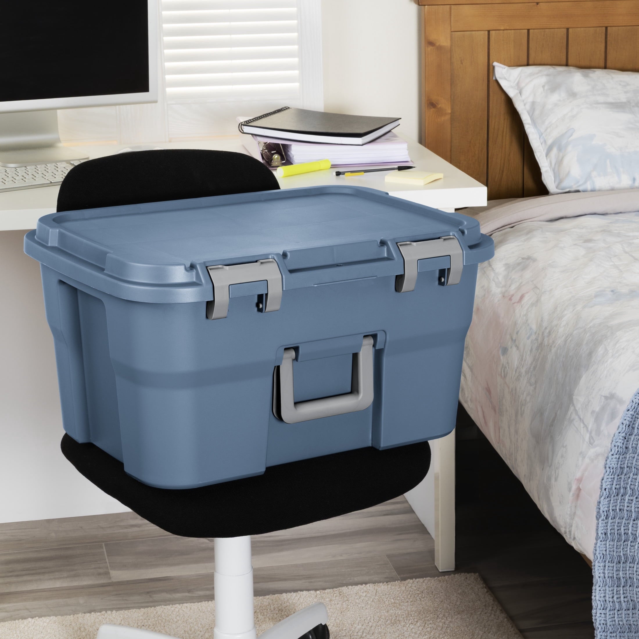 14 Gallon Footlocker Storage Bin, Heavy Duty Plastic Storage Trunk Container, Lockable with Handle, Blue
