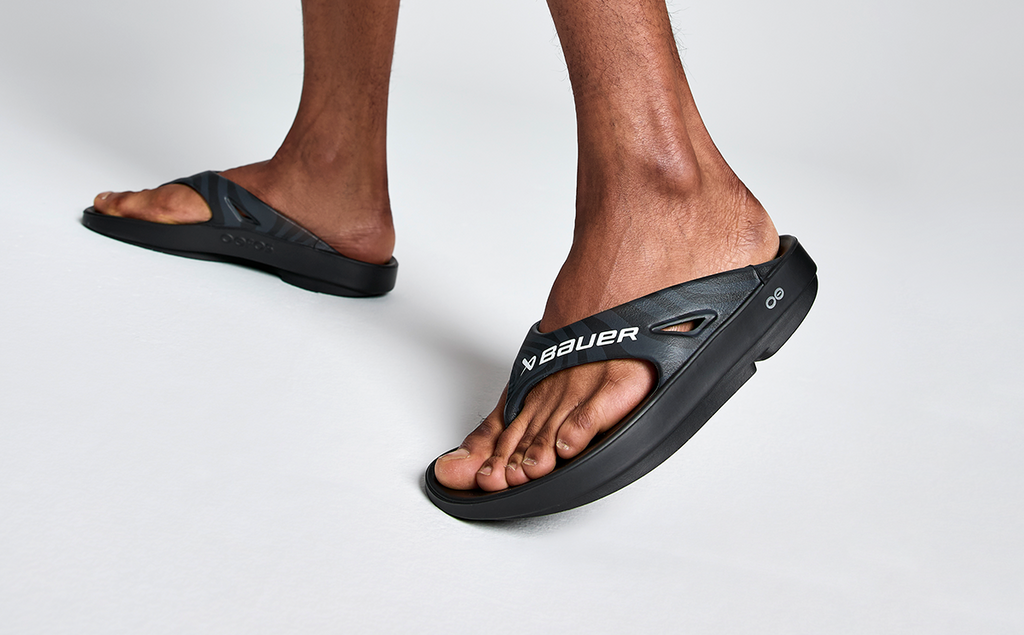 BAUER/OOFOS Men’s OOriginal Sport Sandal ?C Black Asphalt