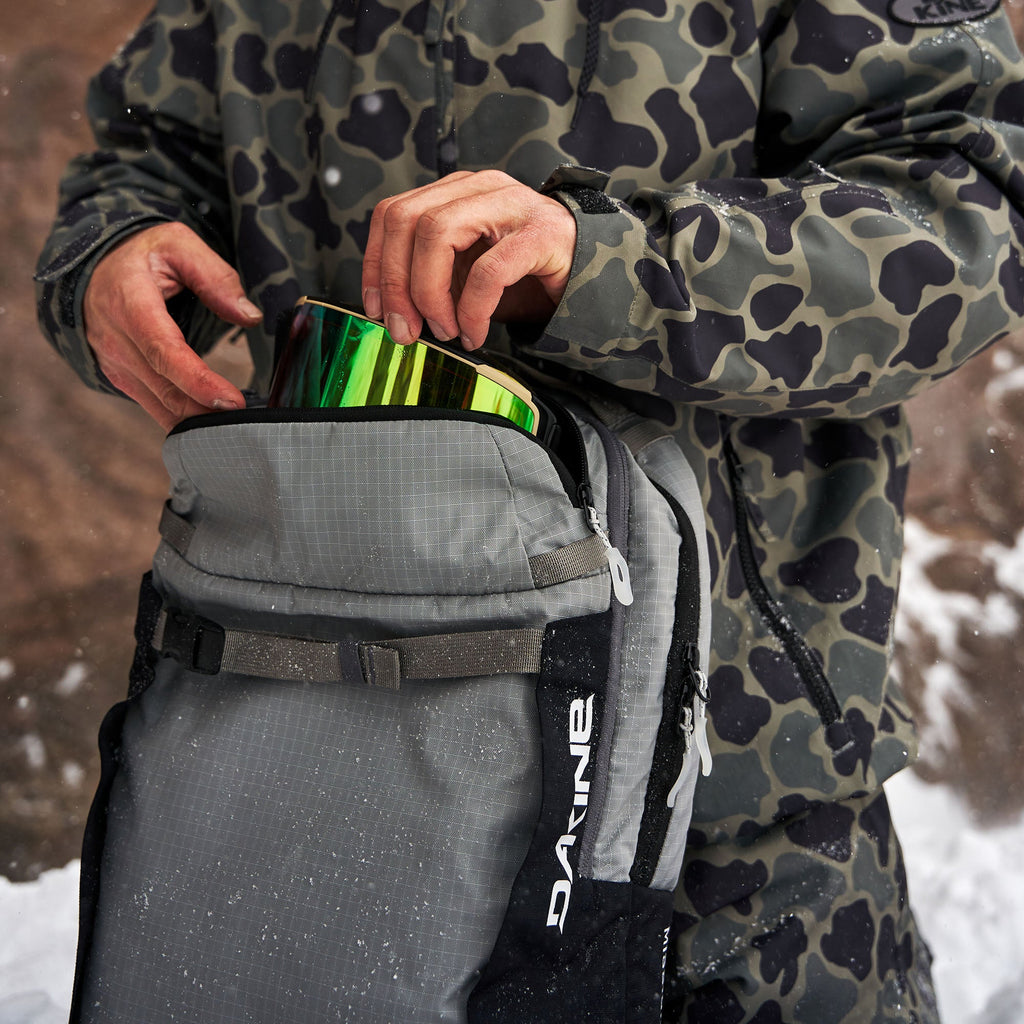 Dakine Mission Pro Backpack 18L - Black