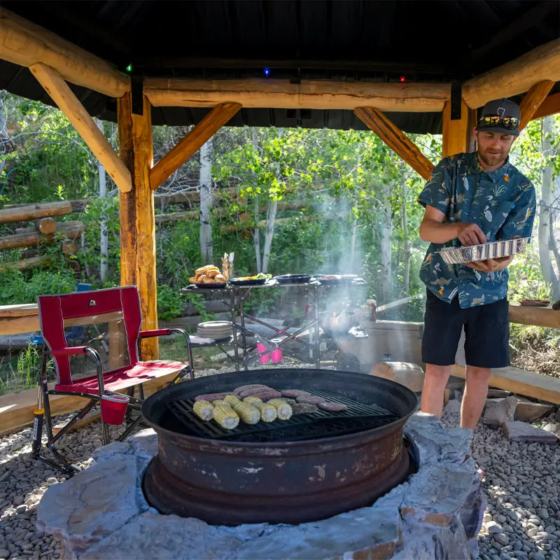 GCI Outdoor Slim-Fold Cook Station™