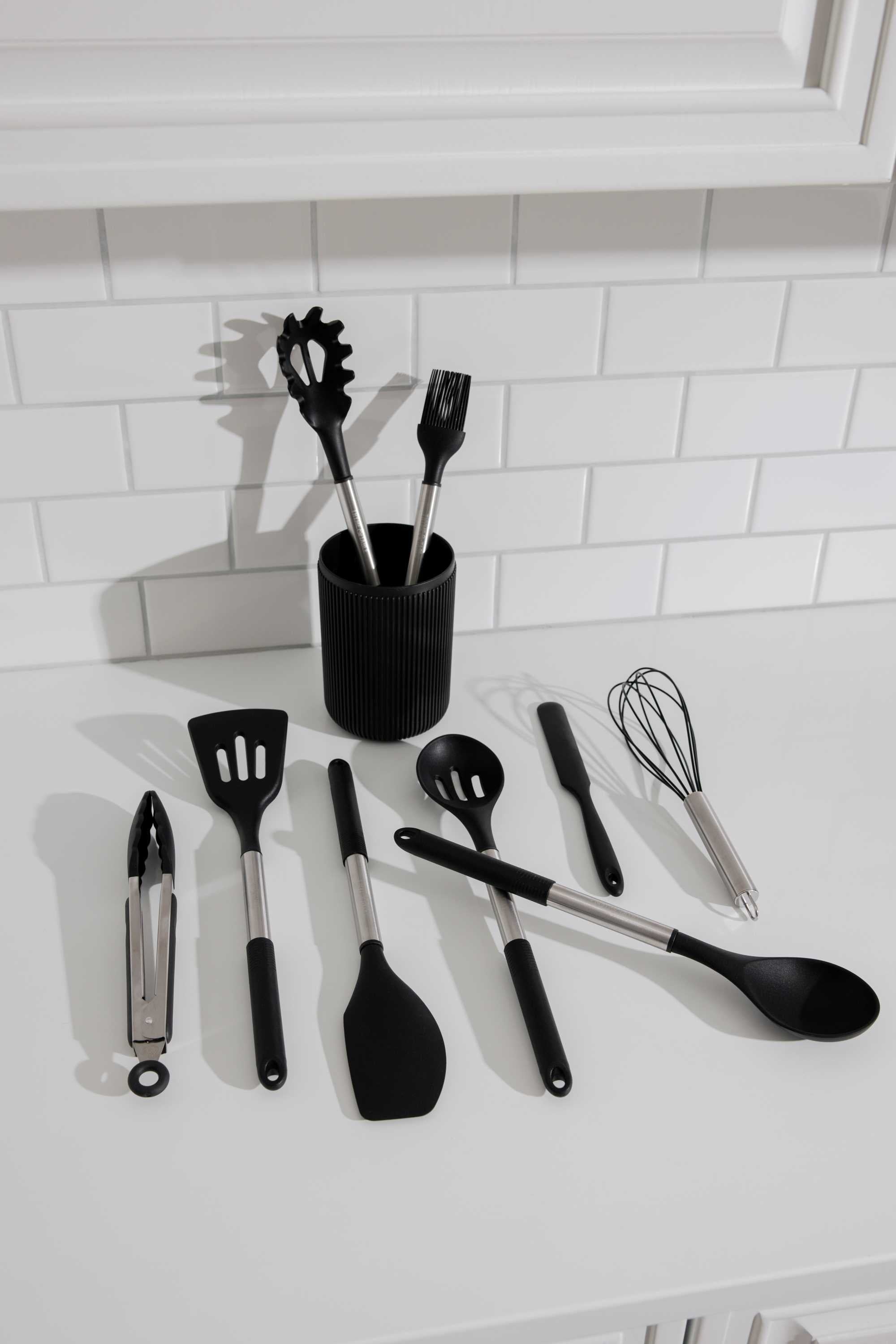 Thyme &amp; Table 10-Piece Silicone Gadget Set - Green