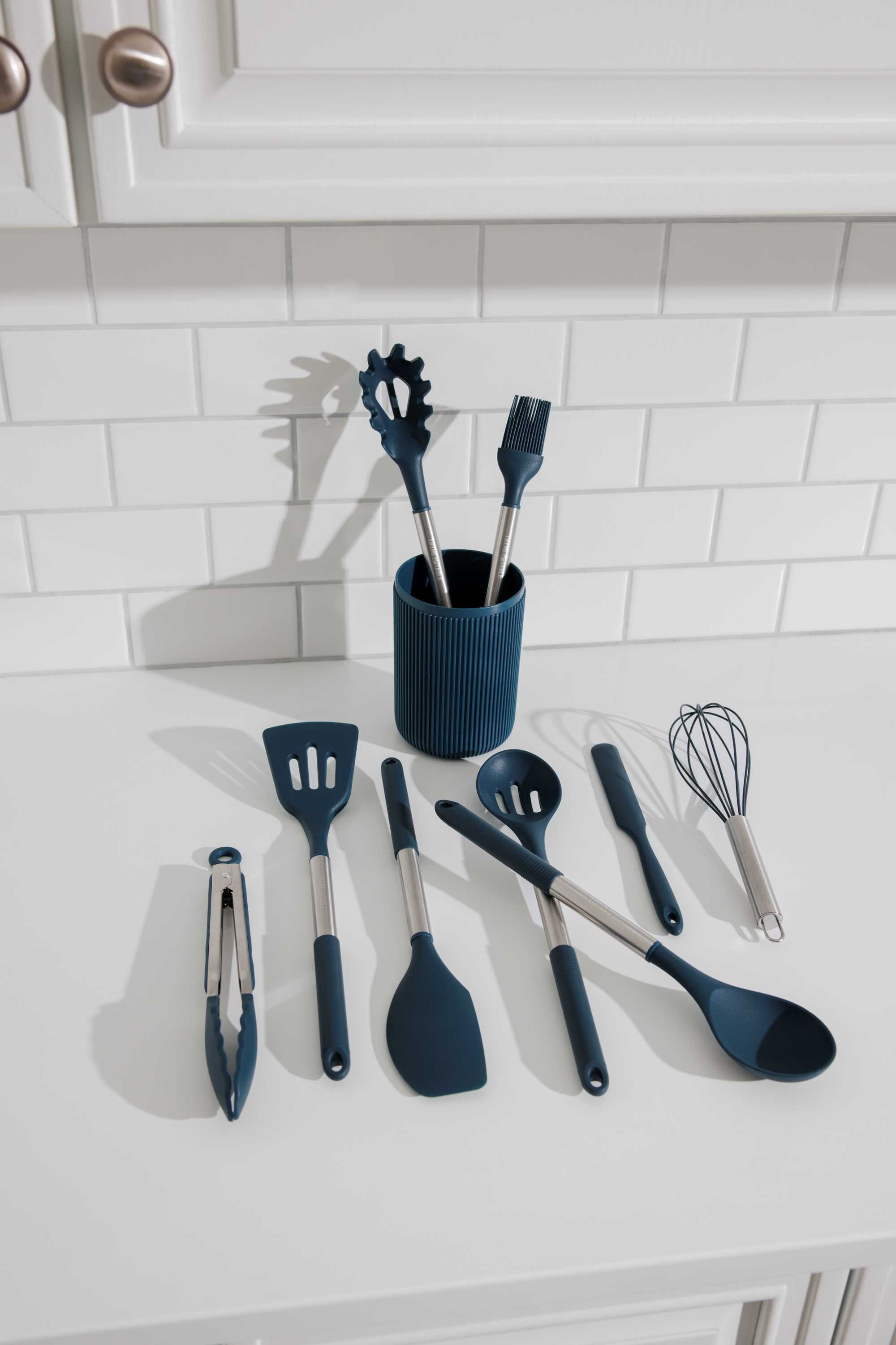 Thyme &amp; Table 10-Piece Silicone Gadget Set - Green