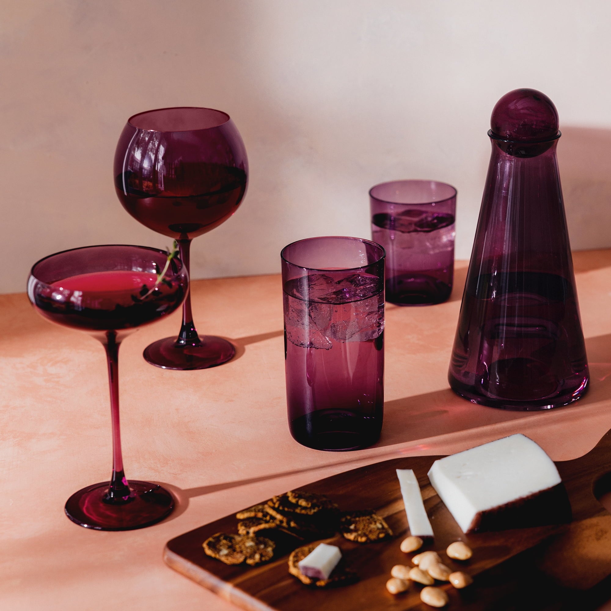 Thyme &amp; Table 20 fl oz Magenta Sphere Drinking Glasses, Set of 4