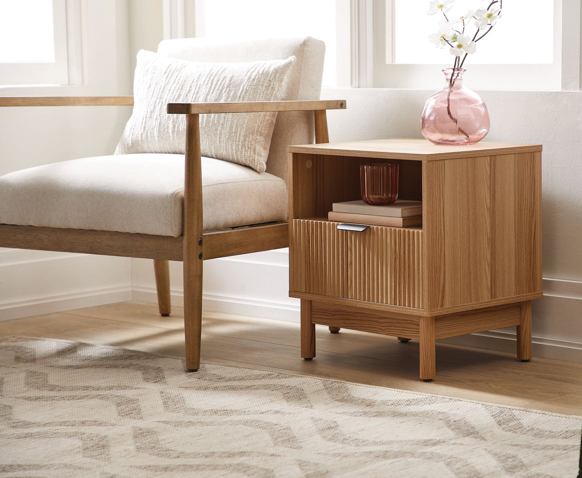 Canvas Winkler Side Table, Oak