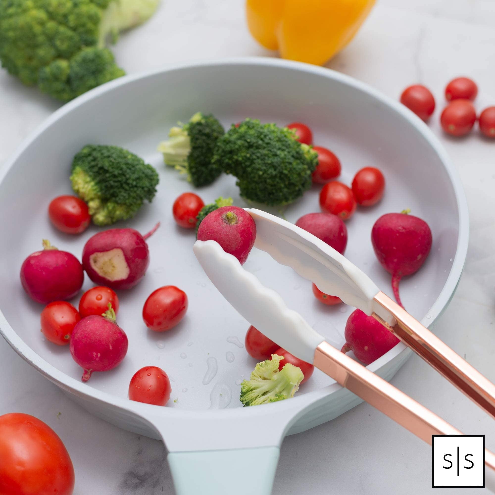 White Silicone and Gold Cooking Utensils Set