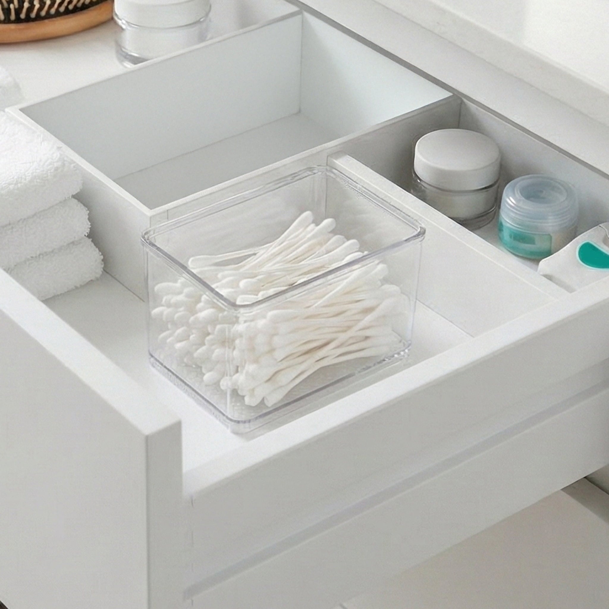 Clear Plastic Organizer Bin for Bathroom