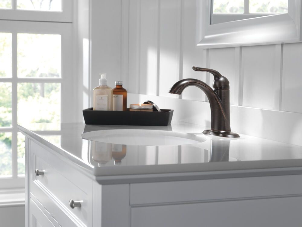 Delta 1HDL Centerset Lavatory Faucet, Venetian Bronze