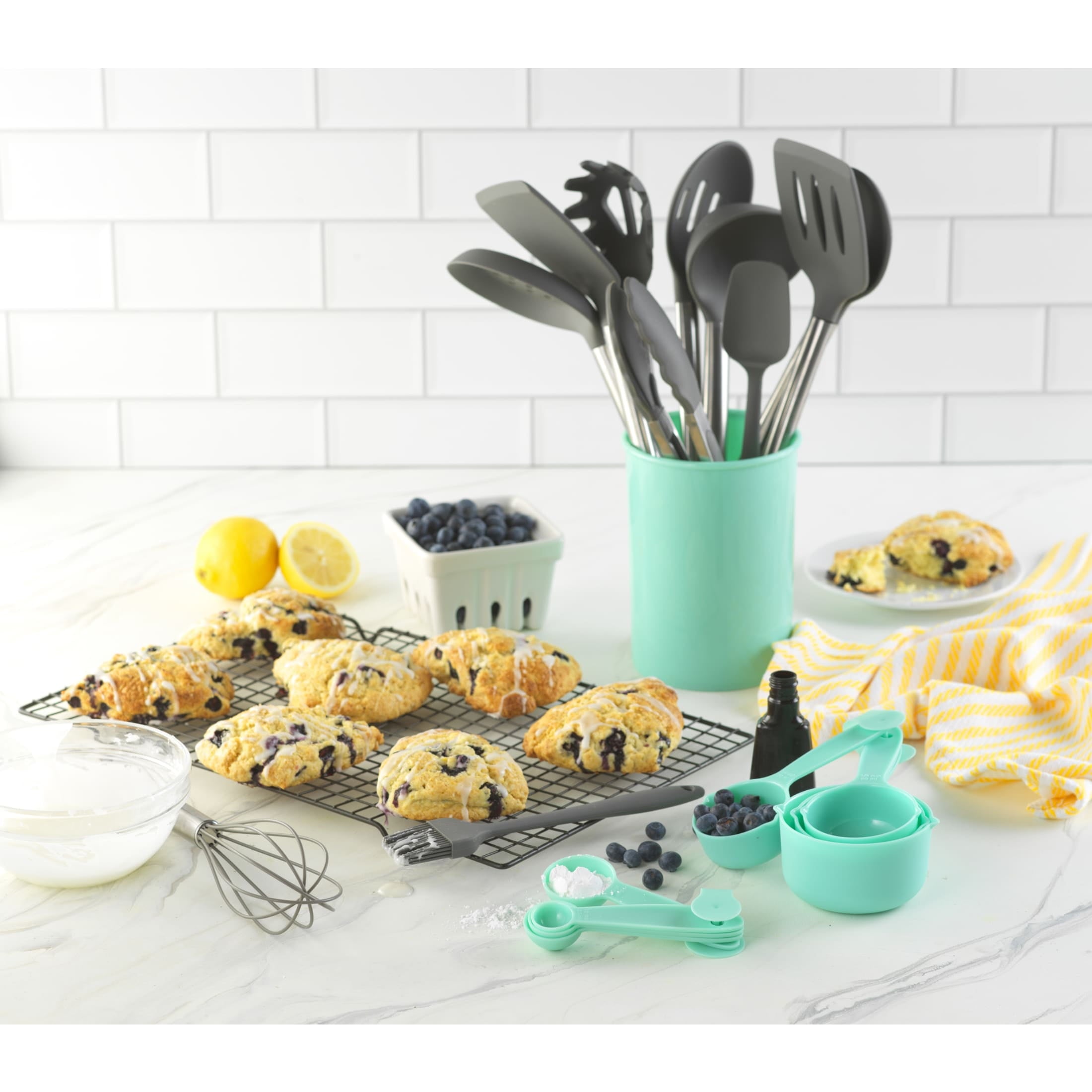 PRO 20 Piece Kitchen Tools &amp; Gadget with Crock Set