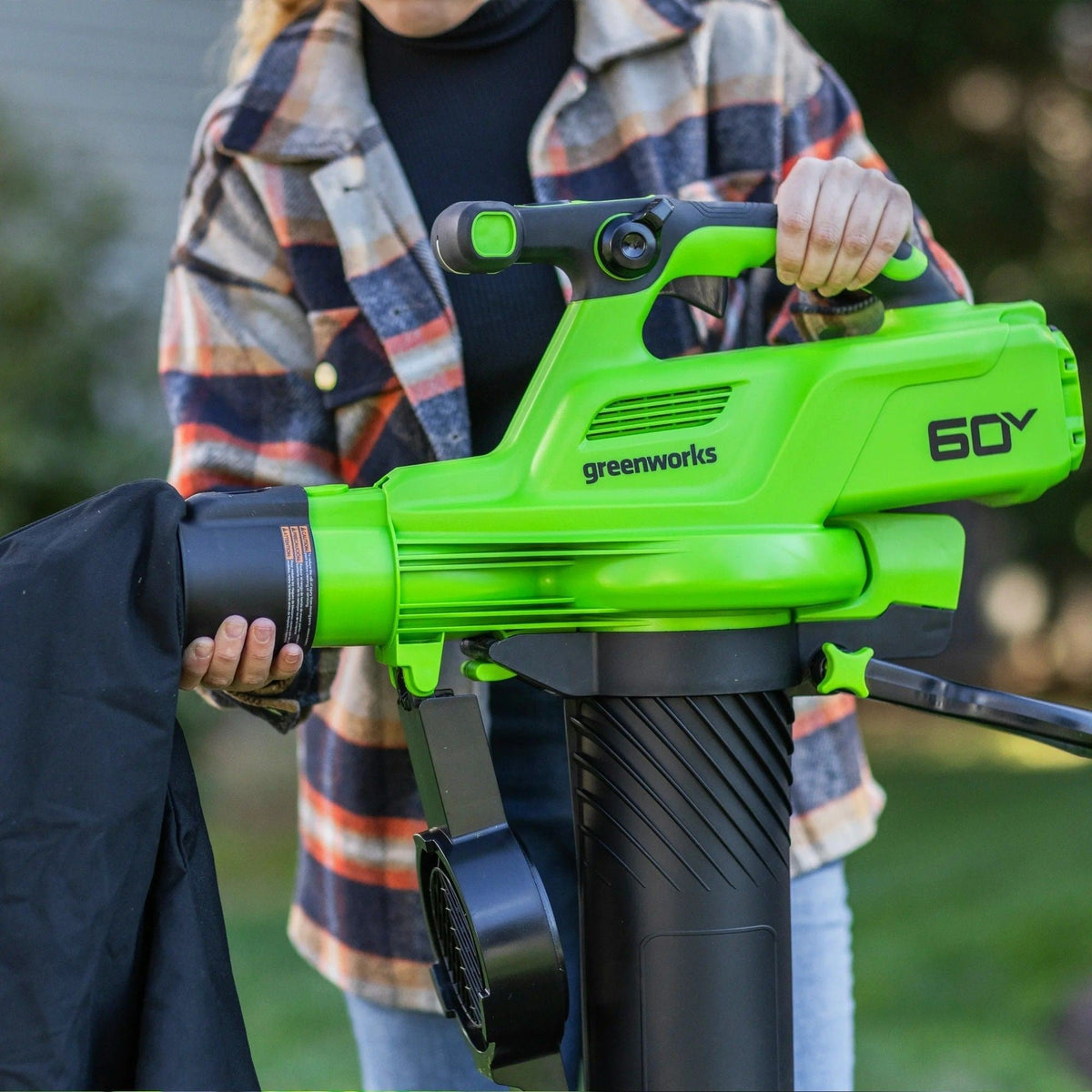 Greenworks 60V 520 CFM/240 MPH Blower Vacuum with 4Ah Battery