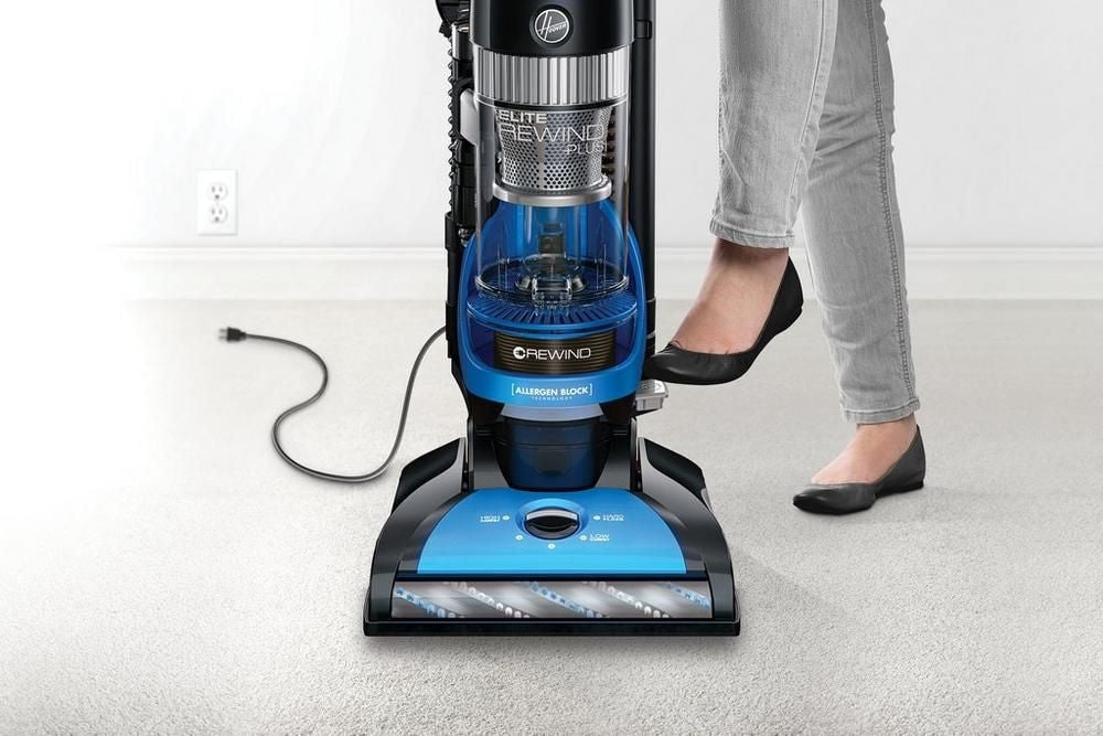 Hoover Elite Rewind Upright Vacuum Cleaner with 25-ft Cord