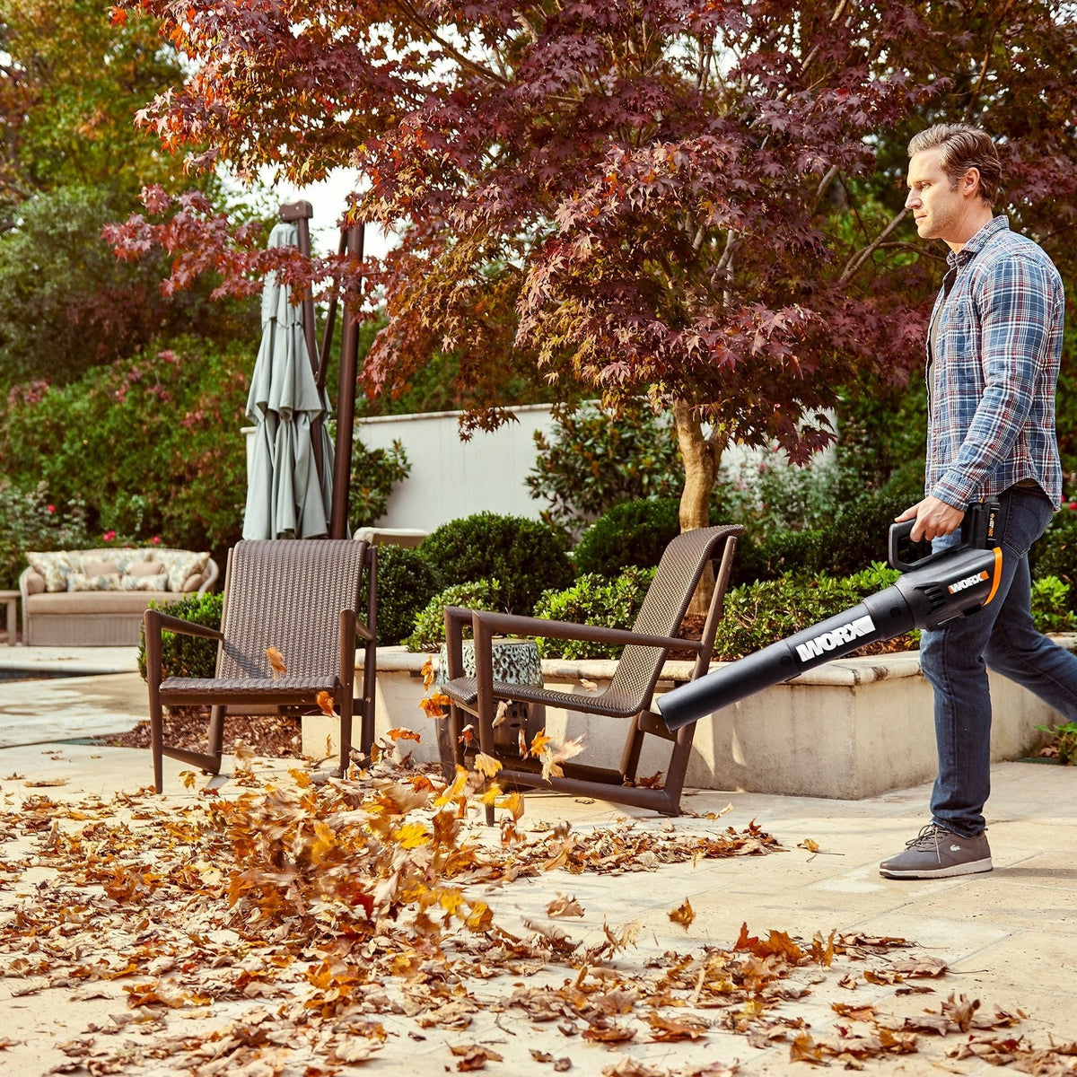 Worx 20V Power Share 360 CFM 75 MPH Leaf Blower (Tool only)